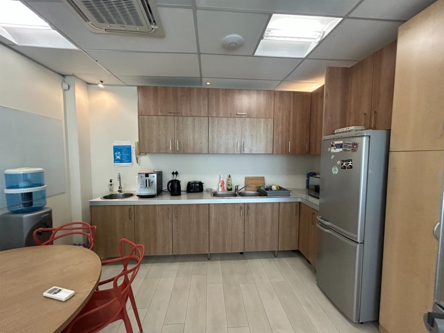 To Let Commercial Property for Rent in Newlands Western Cape